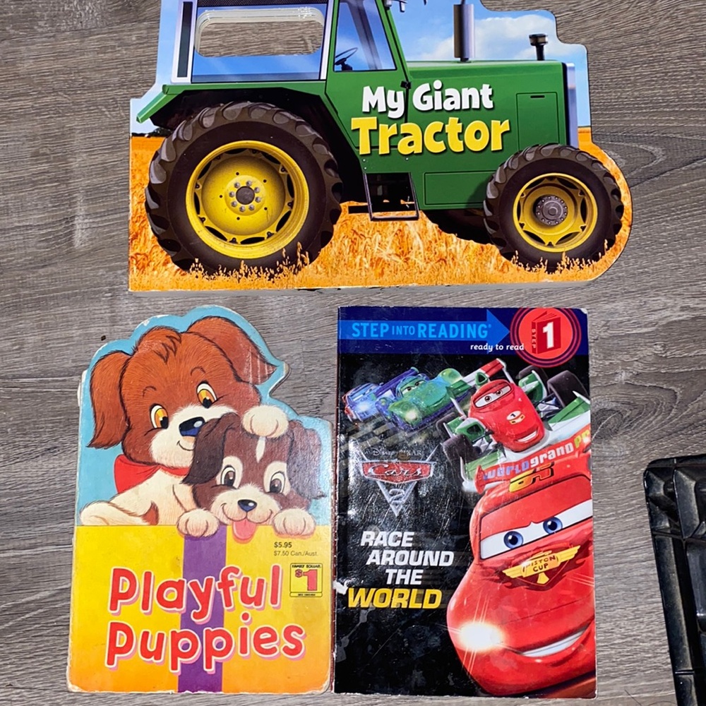 Bundle of 3 kids books